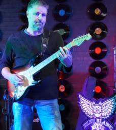 Pat Lareau